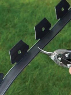 EasyFlex™ No Dig Edging, 50' -Garden Supplies Shop 8592452 002V 3 4